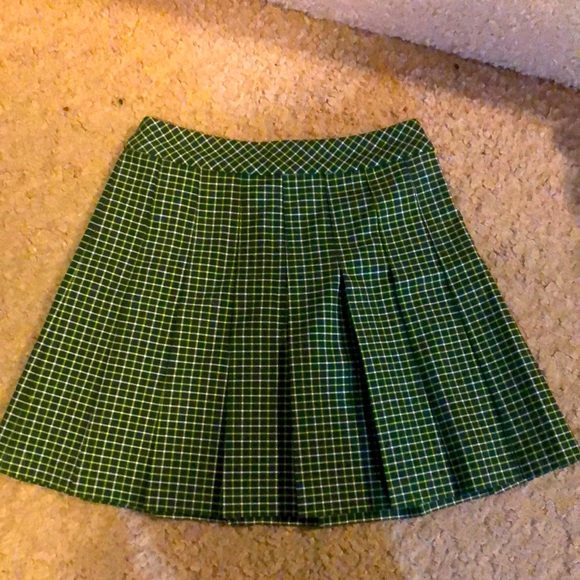 Sunday best green pleated plaid mini skirt - Picture 1 of 4
